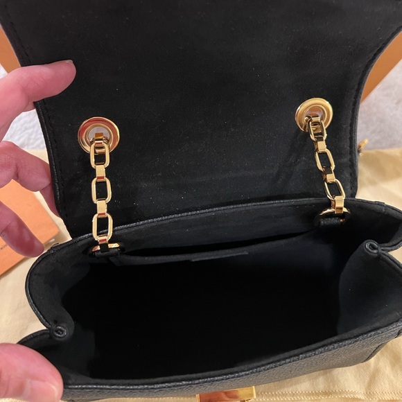 Authentic Louis Vuitton Empreinte St. Germaine BB Noir black leather bag - Picture 9 of 9